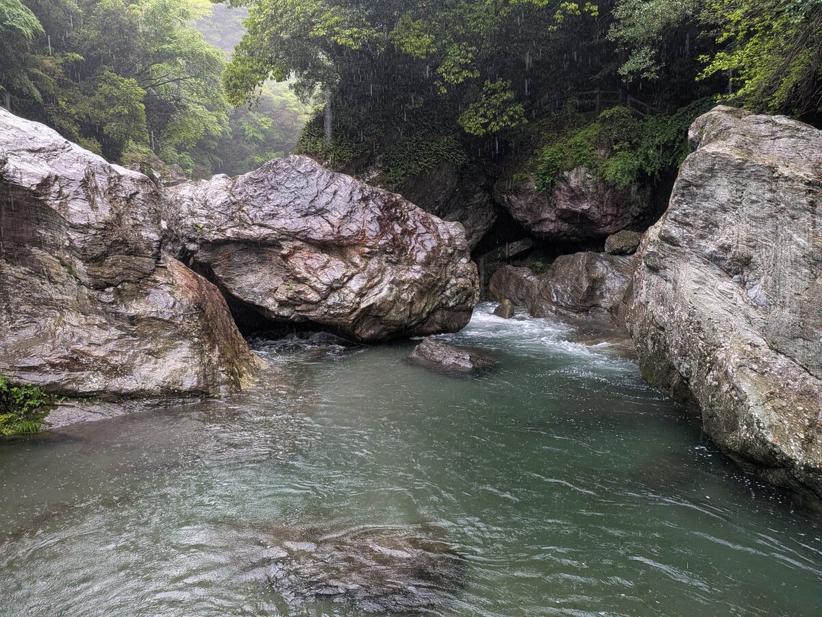 中津渓谷 仁淀蓝