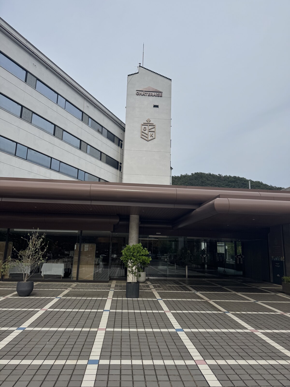 夏朵雷泽 甲多王国 濑户内 外观